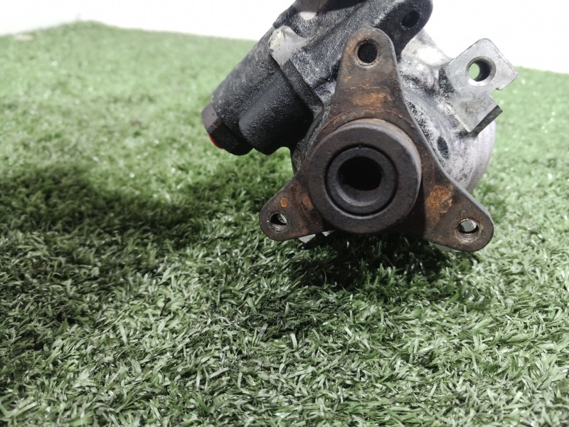 Recambio de bomba direccion para renault laguna ii (bg0) 2.2 dci turbodiesel referencia OEM IAM 8201088951 8201088951 8201088951