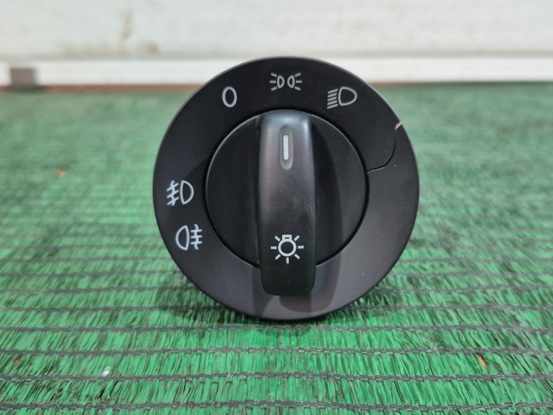 Recambio de mando luces para volkswagen golf v (1k1) 1.9 tdi referencia OEM IAM   