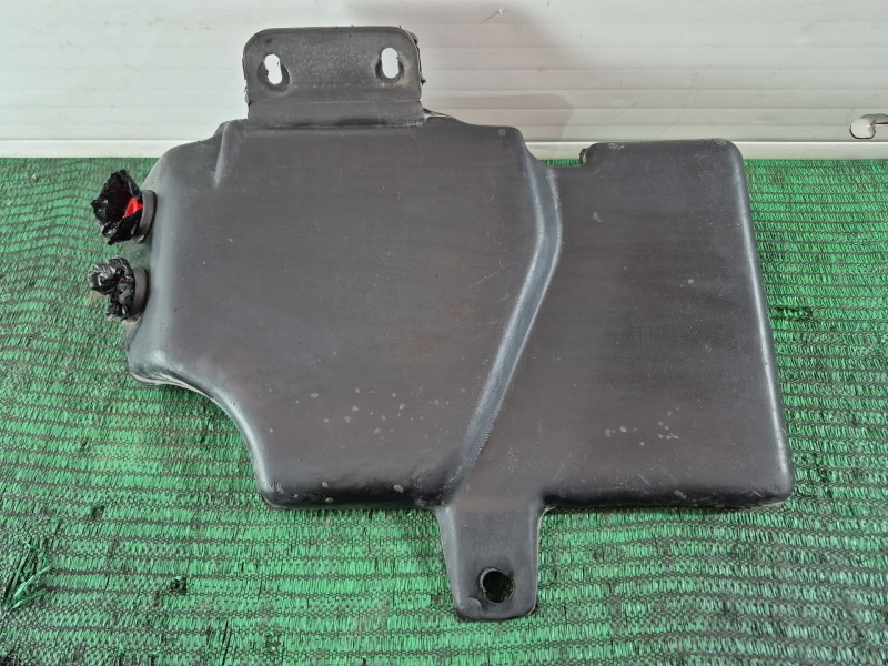 Recambio de deposito limpia para jaguar xj sovereign v12 referencia OEM IAM   