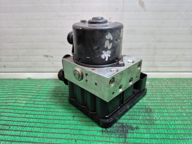 Recambio de abs para seat leon (1p1) 2.0 tdi 16v referencia OEM IAM   