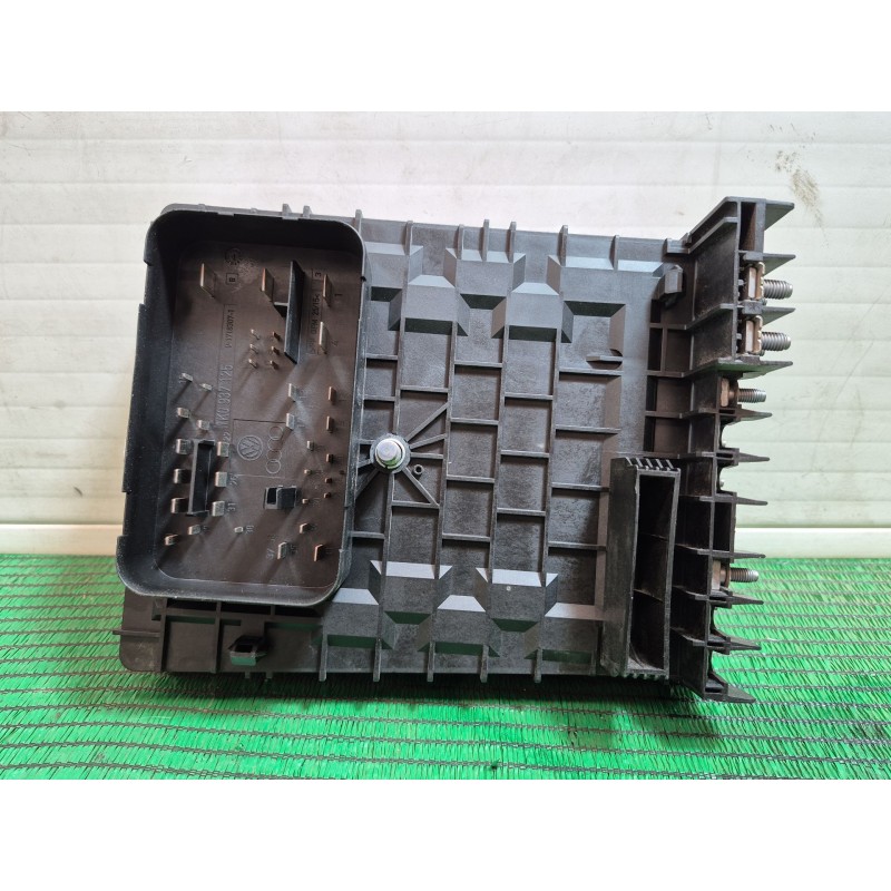 Recambio de caja reles / fusibles para seat leon (1p1) 2.0 tdi 16v referencia OEM IAM   