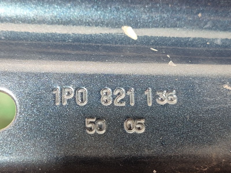 Recambio de aleta delantera derecha para seat leon (1p1) 2.0 tdi 16v referencia OEM IAM   
