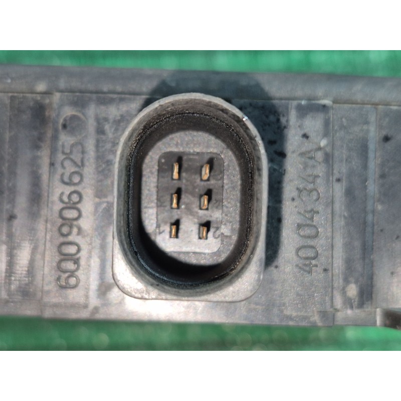Recambio de valvula aire adicional para seat leon (1p1) 2.0 tdi 16v referencia OEM IAM   