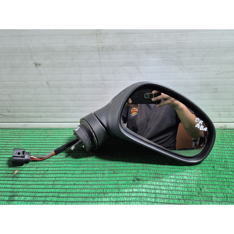Recambio de retrovisor derecho para seat leon (1p1) 2.0 tdi 16v referencia OEM IAM   