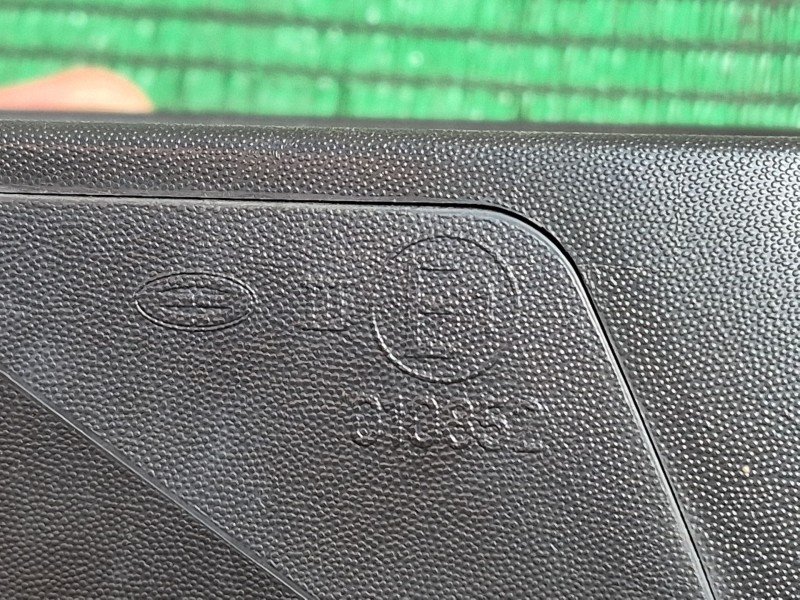 Recambio de retrovisor izquierdo para seat leon (1p1) 2.0 tdi 16v referencia OEM IAM E1010852 E1010852 E1010852