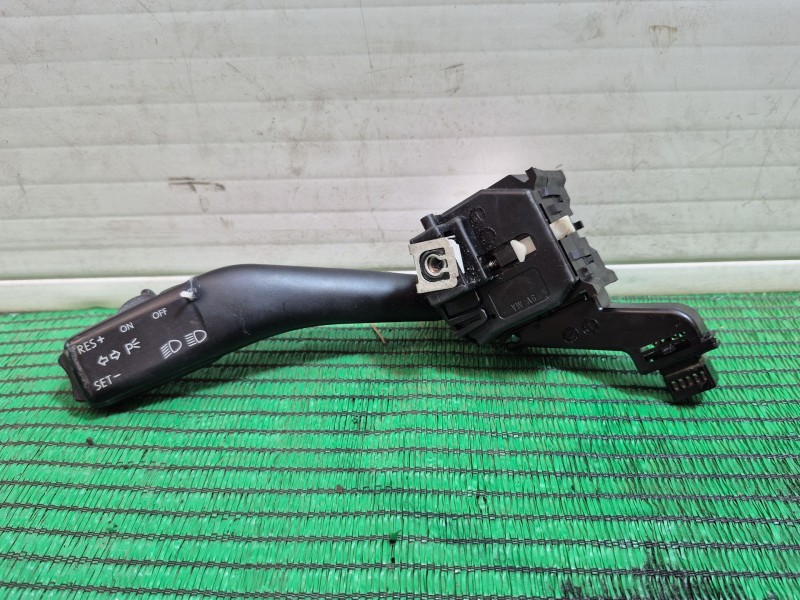 Recambio de mando luces para seat leon (1p1) 2.0 tdi 16v referencia OEM IAM   
