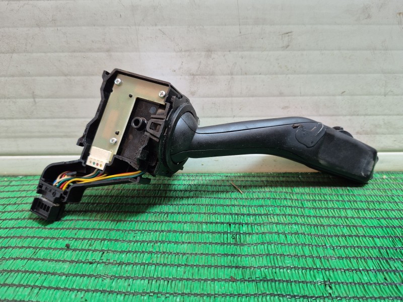 Recambio de mando luces para seat leon (1p1) 2.0 tdi 16v referencia OEM IAM   