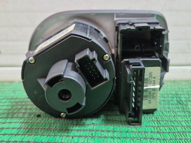 Recambio de mando luces para seat leon (1p1) 2.0 tdi 16v referencia OEM IAM   