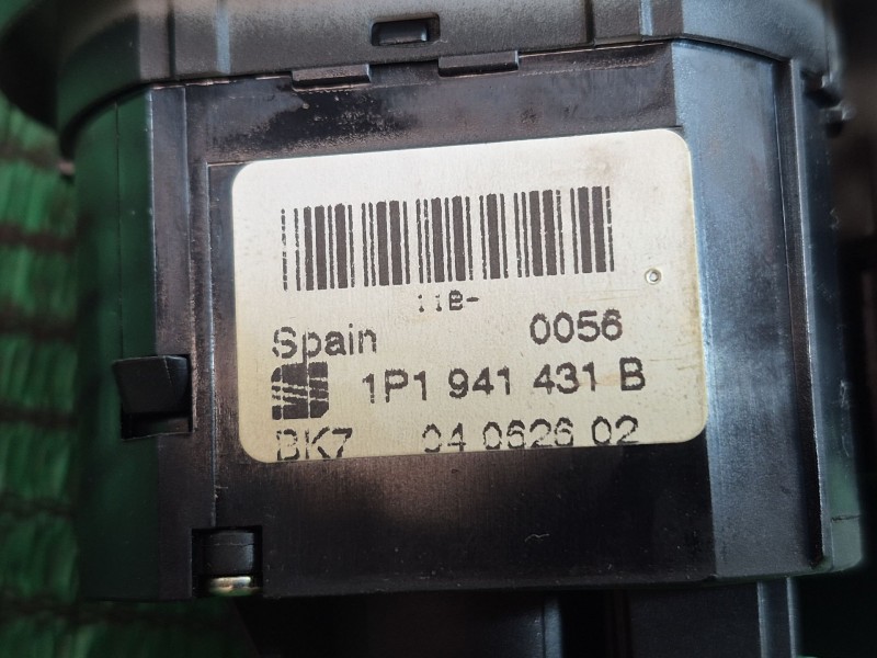 Recambio de mando luces para seat leon (1p1) 2.0 tdi 16v referencia OEM IAM   