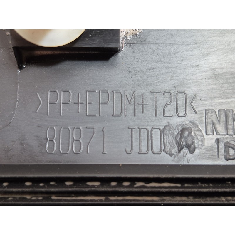 Recambio de molduras delanteras para nissan qashqai i (j10, nj10) 1.5 dci referencia OEM IAM   