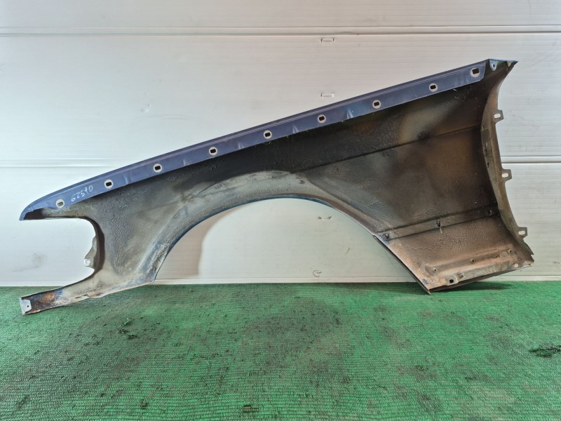 Recambio de aleta delantera derecha para mercedes-benz /8 (w114) 280 (114.060) referencia OEM IAM   
