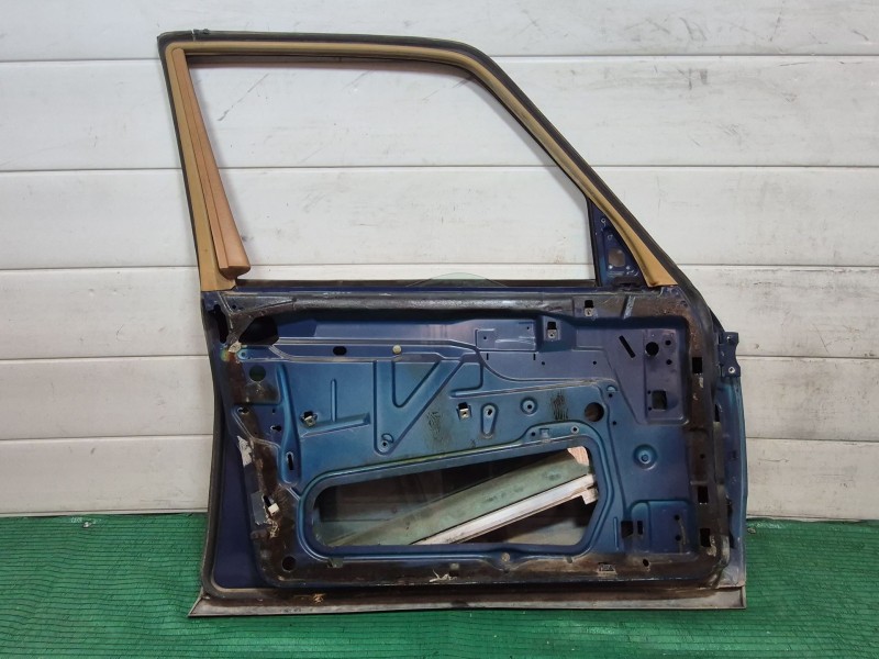 Recambio de puerta delantera izquierda para mercedes-benz /8 (w114) 280 (114.060) referencia OEM IAM   
