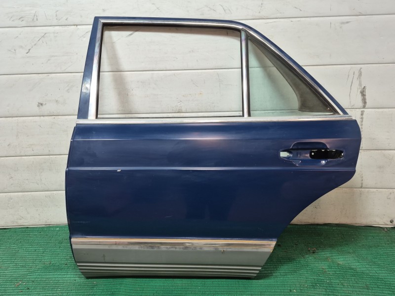 Recambio de puerta trasera izquierda para mercedes-benz /8 (w114) 280 (114.060) referencia OEM IAM   