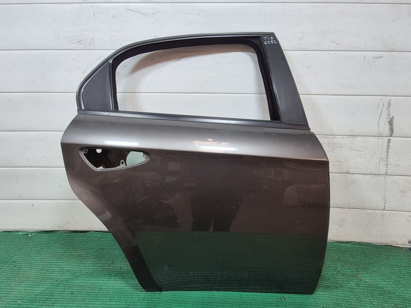 Recambio de puerta trasera derecha para alfa romeo 159 (939_) 1.9 jtdm 16v (939axc1b, 939axc12) referencia OEM IAM   