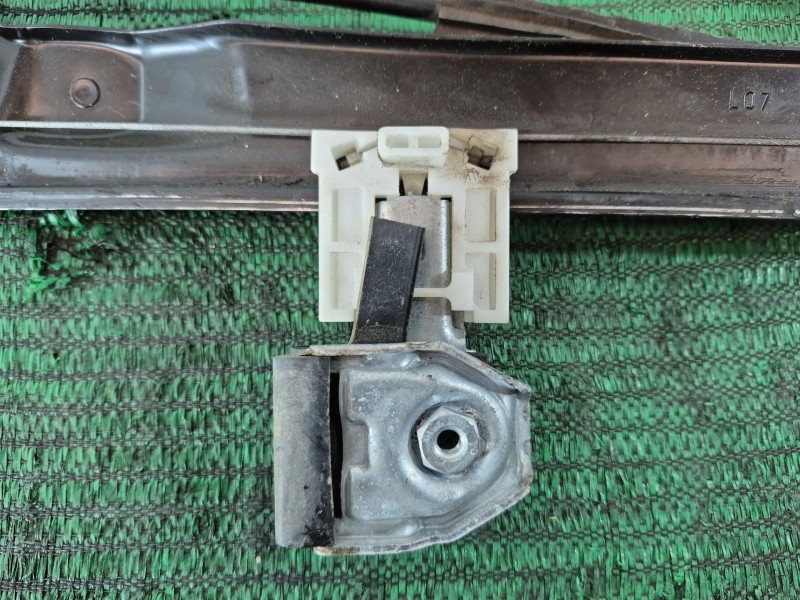 Recambio de elevalunas delantero derecho para alfa romeo 159 (939_) 1.9 jtdm 16v (939axc1b, 939axc12) referencia OEM IAM   