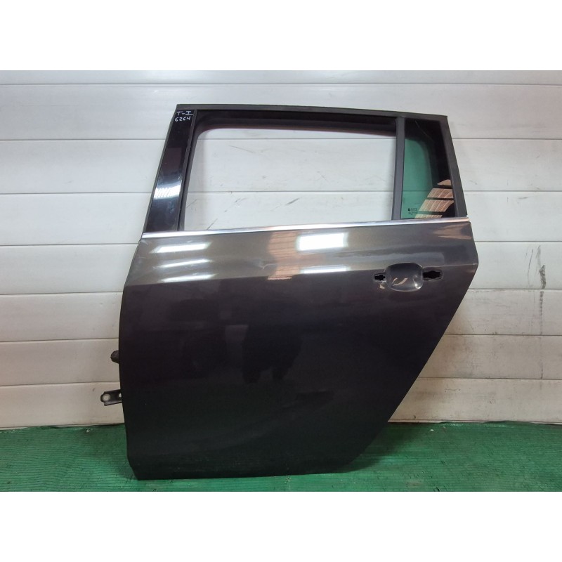 Recambio de puerta trasera izquierda para opel zafira / zafira family b (a05) 1.9 cdti (m75) referencia OEM IAM   