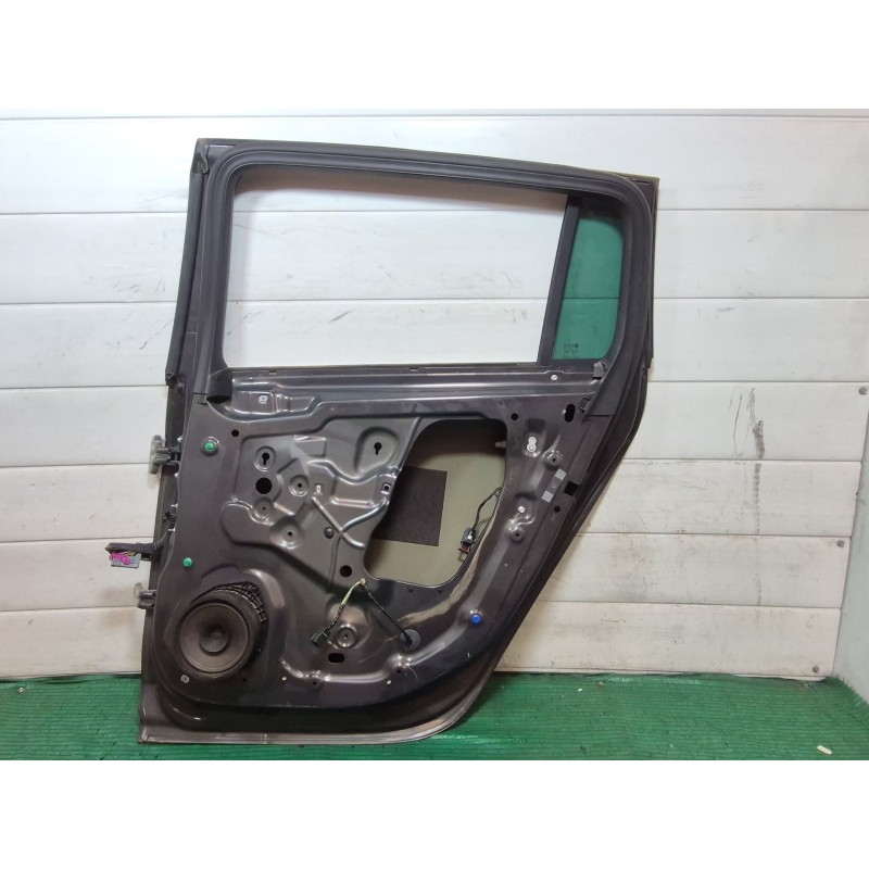 Recambio de puerta trasera derecha para opel zafira / zafira family b (a05) 1.9 cdti (m75) referencia OEM IAM   