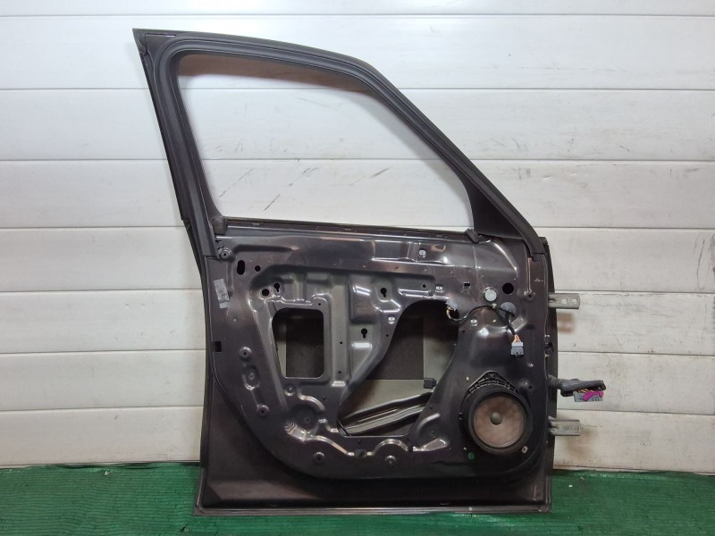 Recambio de puerta delantera izquierda para opel zafira / zafira family b (a05) 1.9 cdti (m75) referencia OEM IAM   