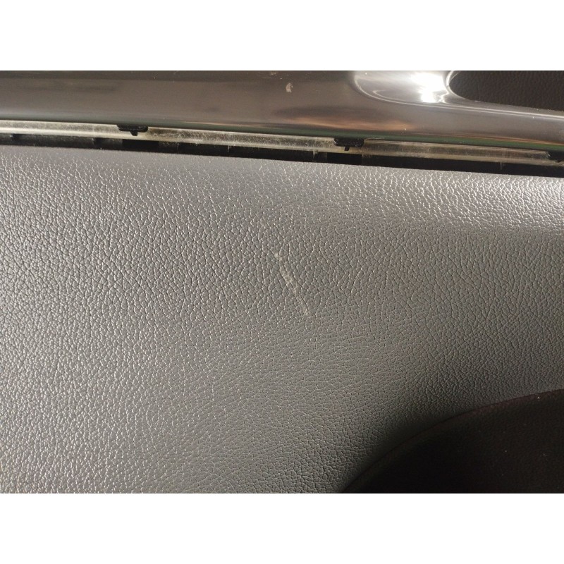 Recambio de guarnecido puerta delantera izquierda para opel zafira / zafira family b (a05) 1.9 cdti (m75) referencia OEM IAM 340