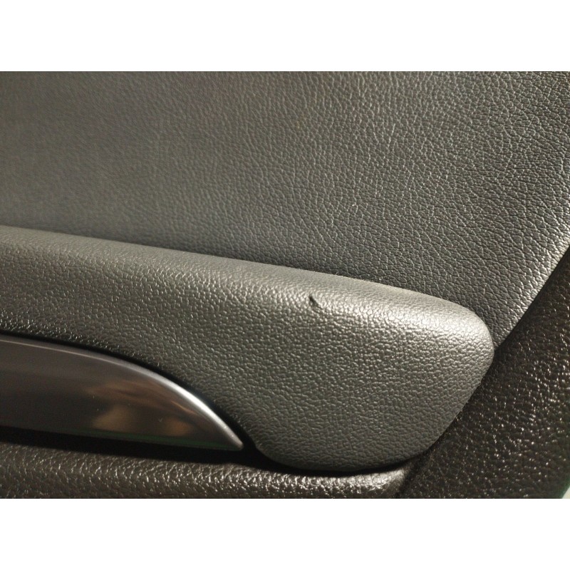 Recambio de guarnecido puerta trasera derecha para opel zafira / zafira family b (a05) 1.9 cdti (m75) referencia OEM IAM 1341962