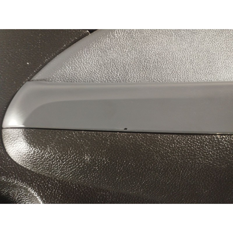 Recambio de guarnecido puerta trasera derecha para opel zafira / zafira family b (a05) 1.9 cdti (m75) referencia OEM IAM 1341962