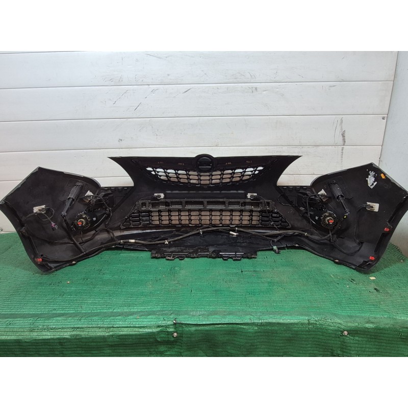 Recambio de paragolpes delantero para opel zafira / zafira family b (a05) 1.9 cdti (m75) referencia OEM IAM 13300485 341601492 1