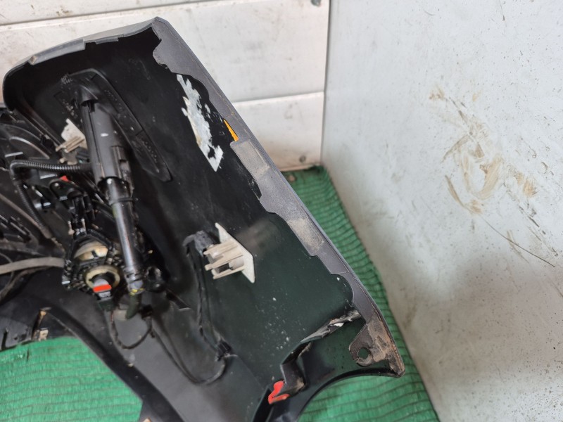 Recambio de paragolpes delantero para opel zafira / zafira family b (a05) 1.9 cdti (m75) referencia OEM IAM 13300485 341601492 1