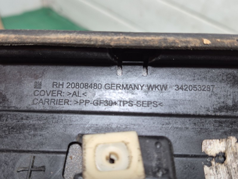 Recambio de molduras delanteras para opel zafira / zafira family b (a05) 1.9 cdti (m75) referencia OEM IAM   