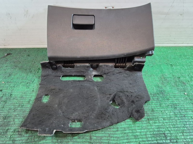 Recambio de guantera para opel zafira tourer c (p12) 1.6 cdti (75) referencia OEM IAM 1130242X 1130242X 1130242X