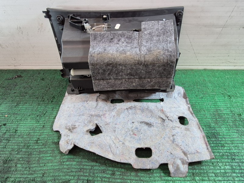 Recambio de guantera para opel zafira tourer c (p12) 1.6 cdti (75) referencia OEM IAM 1130242X 1130242X 1130242X