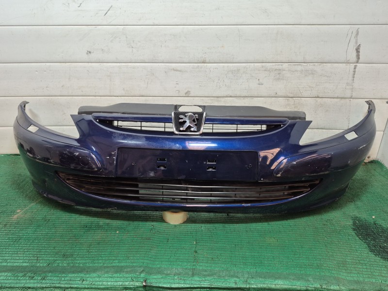 Recambio de paragolpes delantero para peugeot 307 break / sw (s1) break xs referencia OEM IAM   