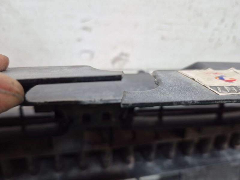 Recambio de paragolpes delantero para peugeot 307 break / sw (s1) break xs referencia OEM IAM   