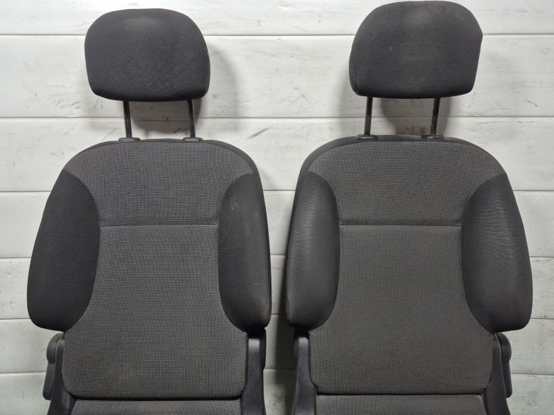 Recambio de asientos delanteros para peugeot partner furgoneta/monovolumen 1.6 bluehdi 100 referencia OEM IAM   