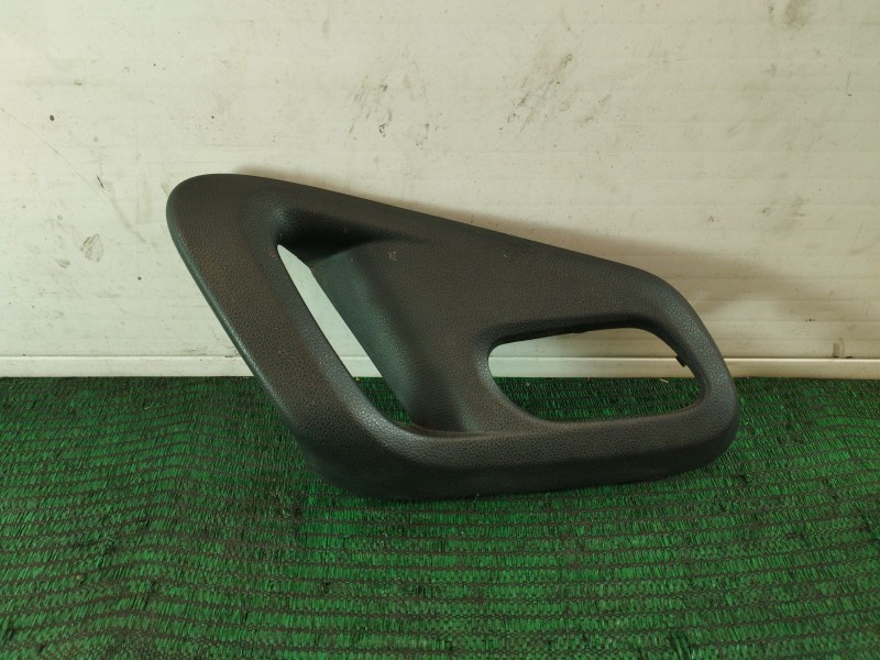 Recambio de moldura para peugeot partner furgoneta/monovolumen 1.6 bluehdi 100 referencia OEM IAM 9681232477 9681232477 96812324