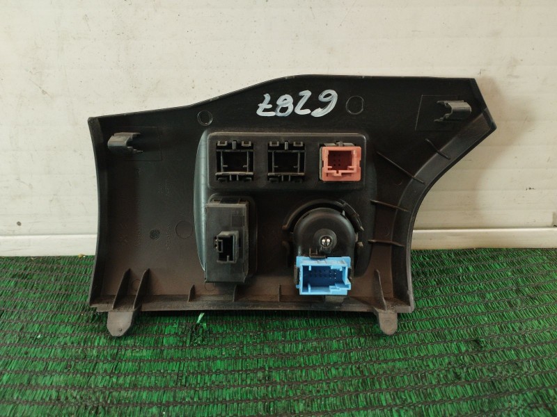 Recambio de mando luces para peugeot partner furgoneta/monovolumen 1.6 bluehdi 100 referencia OEM IAM   