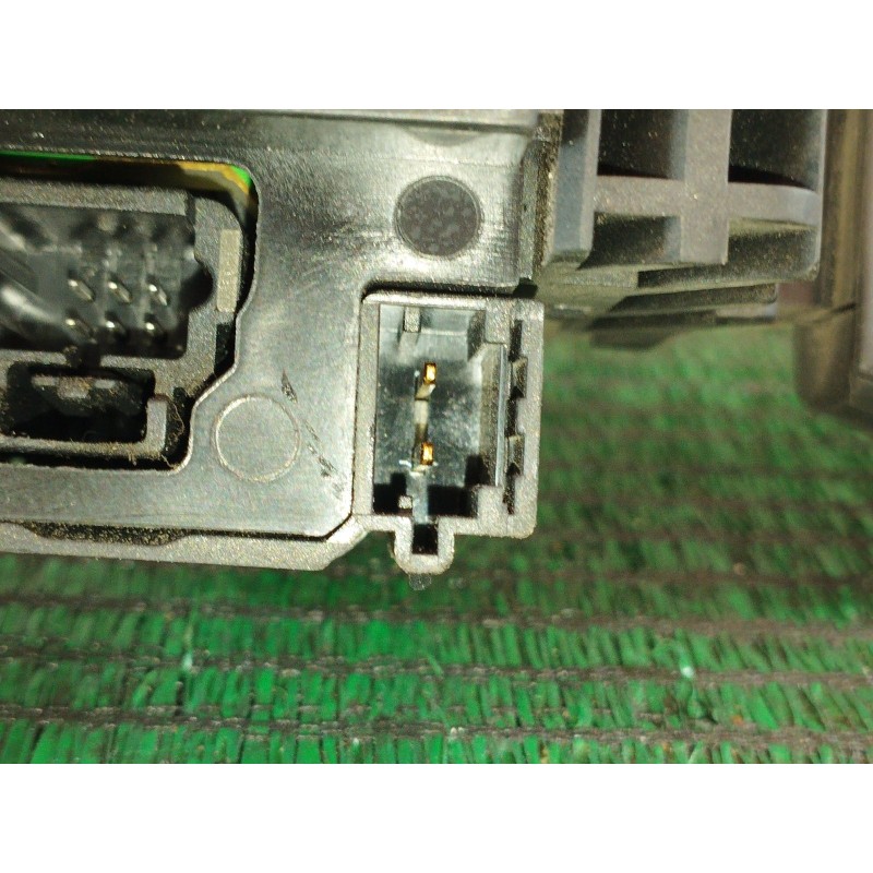 Recambio de mando multifuncion para peugeot partner furgoneta/monovolumen 1.6 bluehdi 100 referencia OEM IAM   