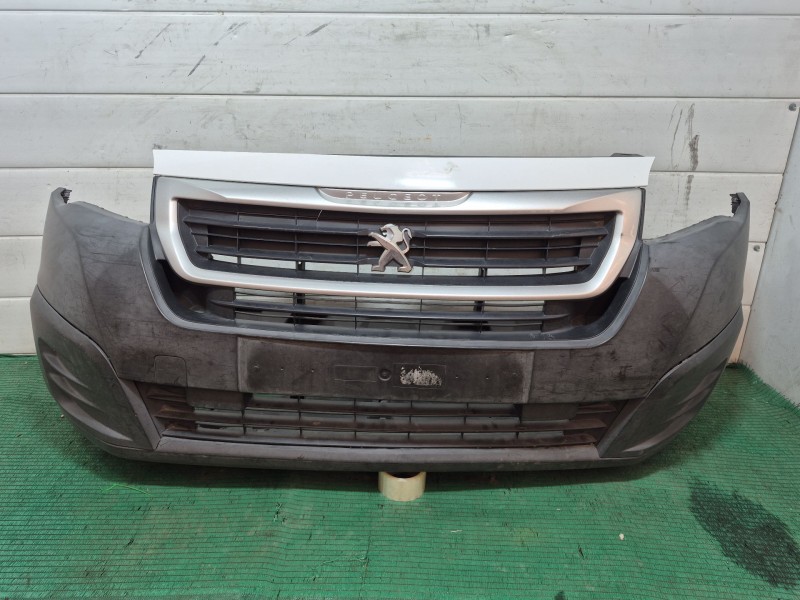 Recambio de paragolpes delantero para peugeot partner furgoneta/monovolumen 1.6 bluehdi 100 referencia OEM IAM   