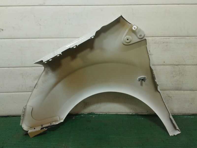 Recambio de aleta delantera derecha para peugeot partner furgoneta/monovolumen 1.6 bluehdi 100 referencia OEM IAM   