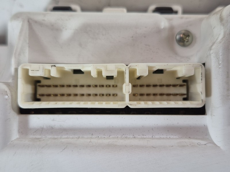 Recambio de cuadro instrumentos para lexus rx (_u3_) 400h awd (mhu38_) referencia OEM IAM   