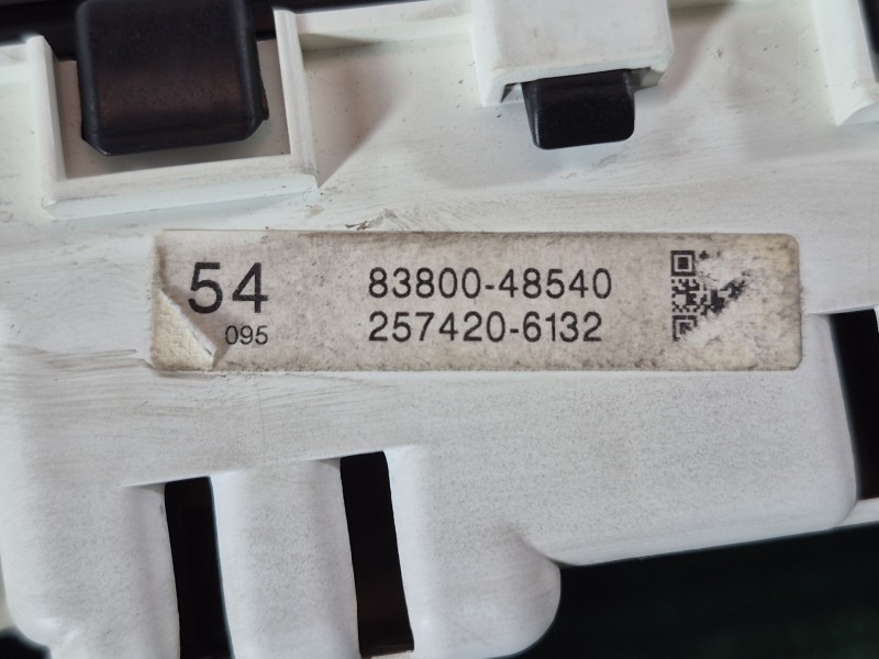 Recambio de cuadro instrumentos para lexus rx (_u3_) 400h awd (mhu38_) referencia OEM IAM   