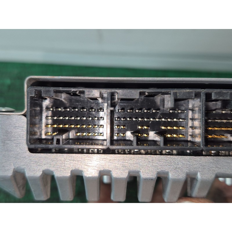 Recambio de centralita motor uce para lexus rx (_u3_) 400h awd (mhu38_) referencia OEM IAM 8954048340 89540483401 8954048340
