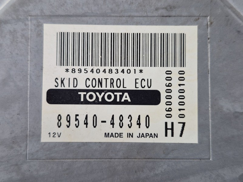 Recambio de centralita motor uce para lexus rx (_u3_) 400h awd (mhu38_) referencia OEM IAM 8954048340 89540483401 8954048340