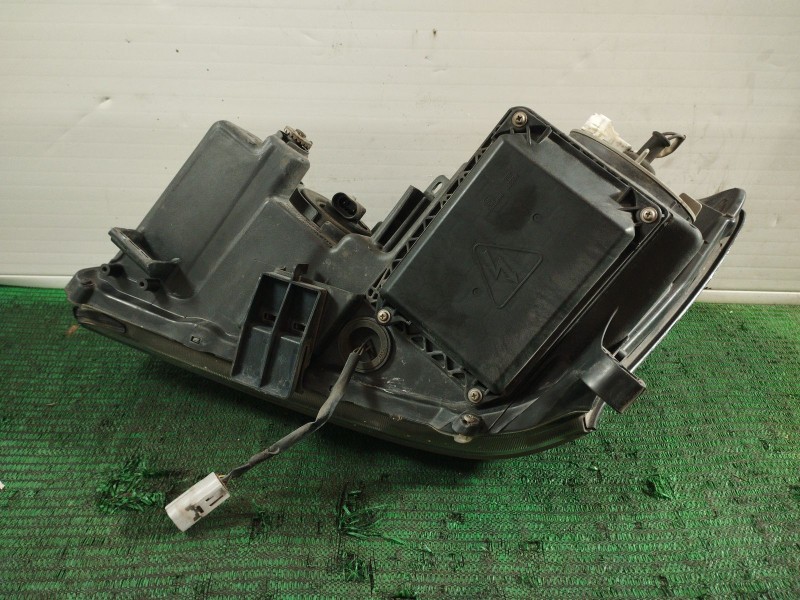 Recambio de faro derecho para lexus rx (_u3_) 400h awd (mhu38_) referencia OEM IAM   