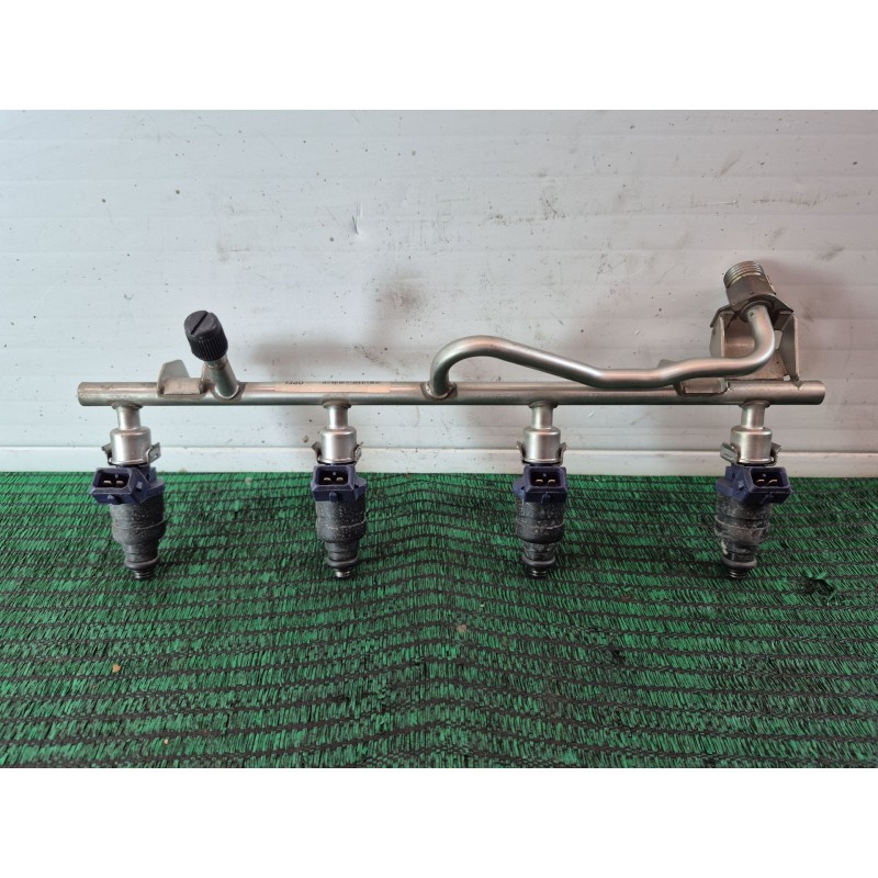 Recambio de rampa inyectora para opel astra h (a04) 1.4 (l48) referencia OEM IAM 0905360834 2721-501 
