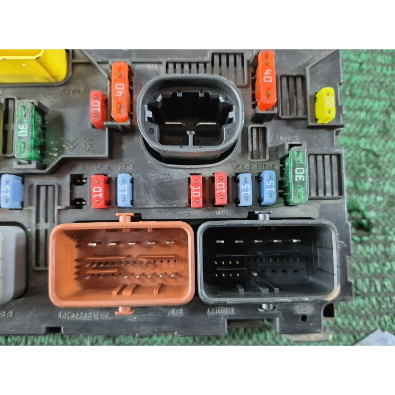Recambio de caja reles / fusibles para peugeot 307 sw (3h) 1.6 16v referencia OEM IAM   