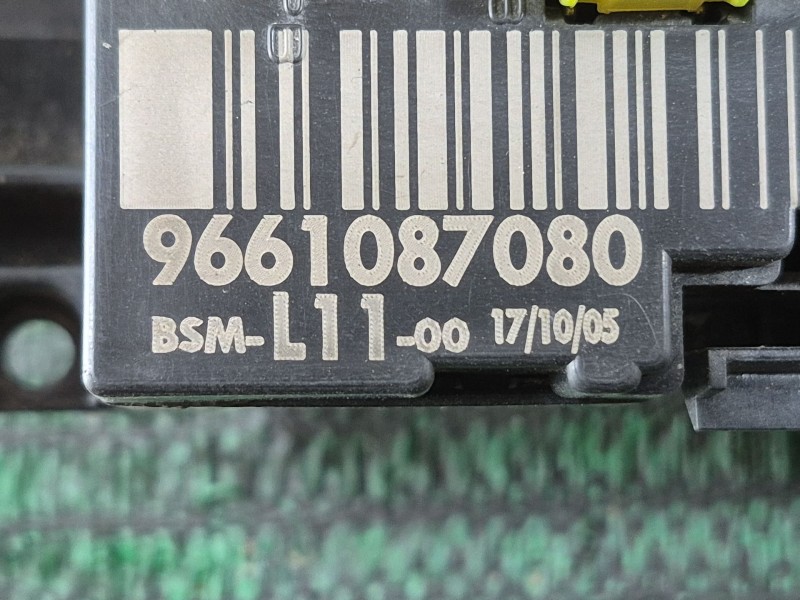 Recambio de caja reles / fusibles para peugeot 307 sw (3h) 1.6 16v referencia OEM IAM   