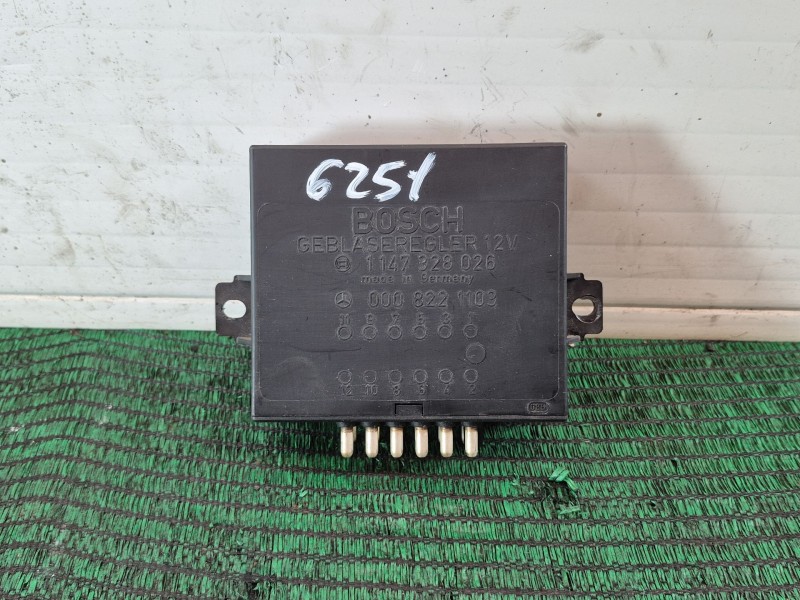 Recambio de modulo electronico para mercedes-benz /8 (w114) 280 (114.060) referencia OEM IAM 0008221103 1147328026 0008221103