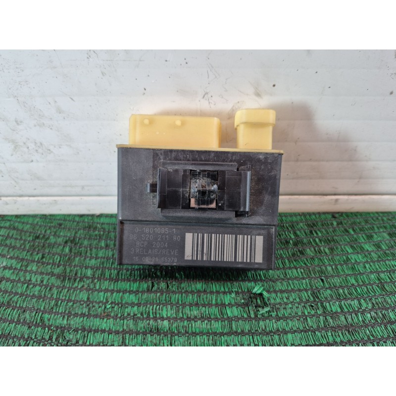 Recambio de caja precalentamiento para peugeot partner furgón/monospace 1.6 bluehdi 100 referencia OEM IAM 0-1801095-1 965202118