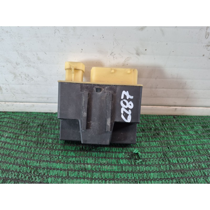 Recambio de caja precalentamiento para peugeot partner furgón/monospace 1.6 bluehdi 100 referencia OEM IAM 0-1801095-1 965202118