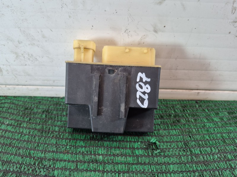 Recambio de caja precalentamiento para peugeot partner furgón/monospace 1.6 bluehdi 100 referencia OEM IAM 0-1801095-1 965202118